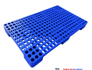 Cách vệ sinh pallet nhựa công nghiệp