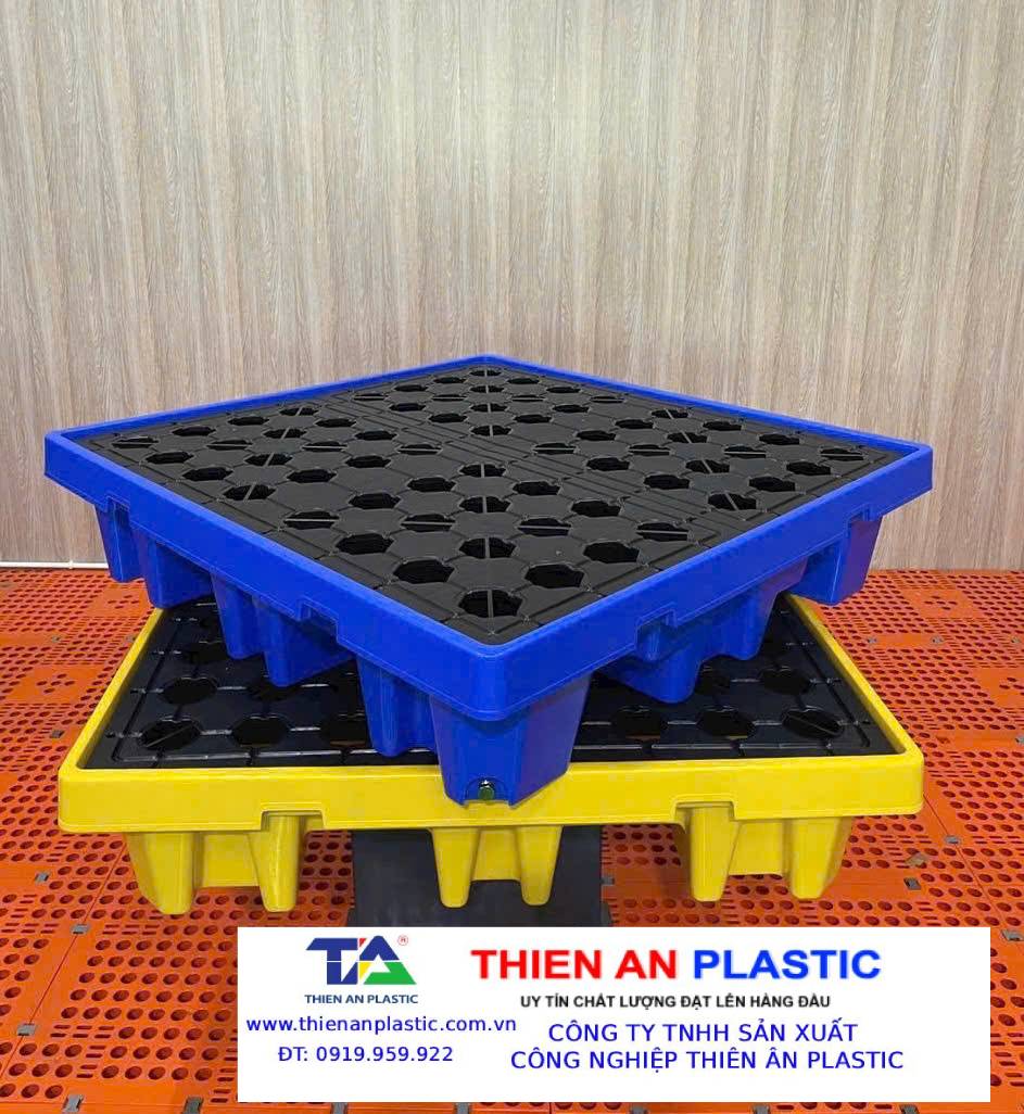 Pallet nhựa 800x600 giá