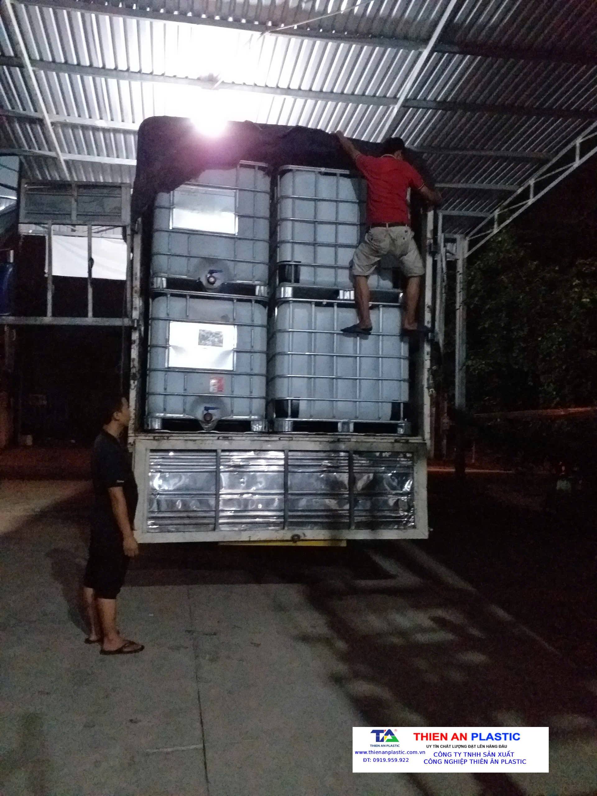 Báo giá thùng nhựa đặc 1000l