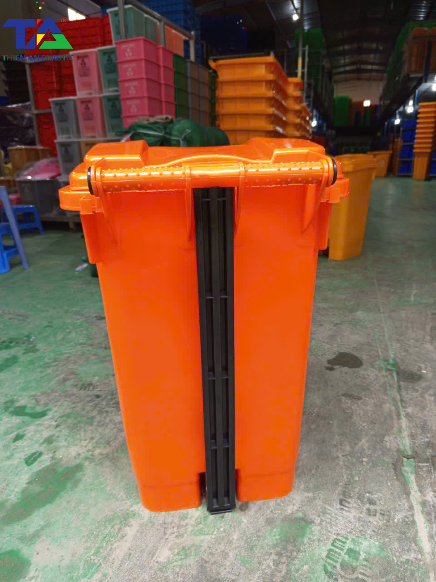 Thùng Rác Đạp Chân 60 Lít (KT: 470 x 430 x 650mm)