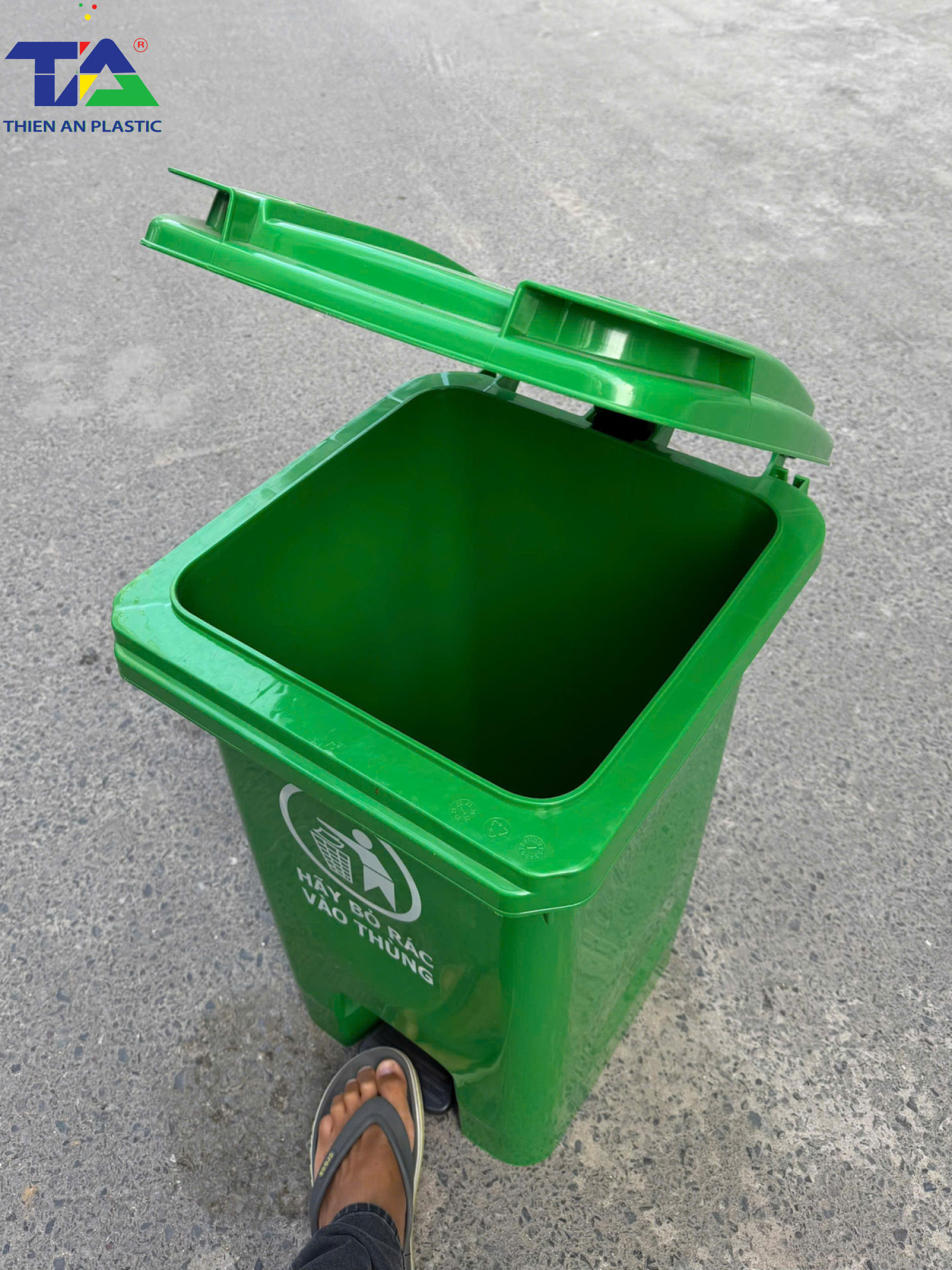 Thùng Rác Đạp Chân 60 Lít (KT: 470 x 430 x 650mm)