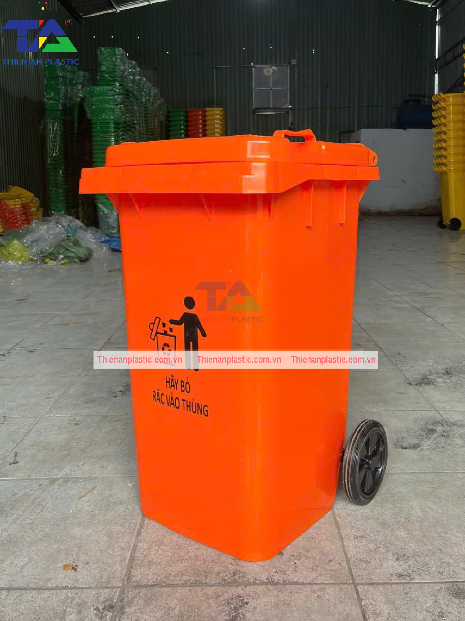 Thùng Rác Nhựa 100 Lít (KT: 530 x 470 x 790mm)